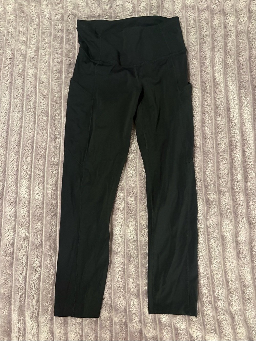 lululemon athletica Cropped Black High-Rise Leggings with Side Pockets